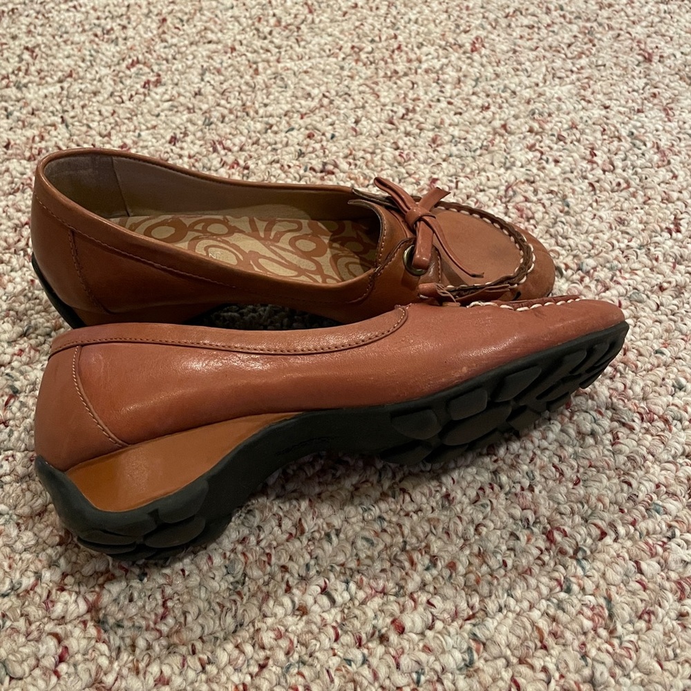 Kenneth Cole Reaction Women’s Loafers